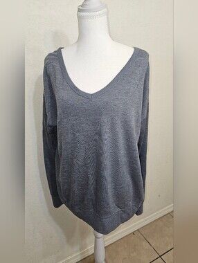 V-neck Long Sleeve Pullover Sweater - Charcoal Gray